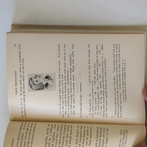 The Primary Teacher's Guide to Speech Training - 1941 educational guide - Picture 11 of 15